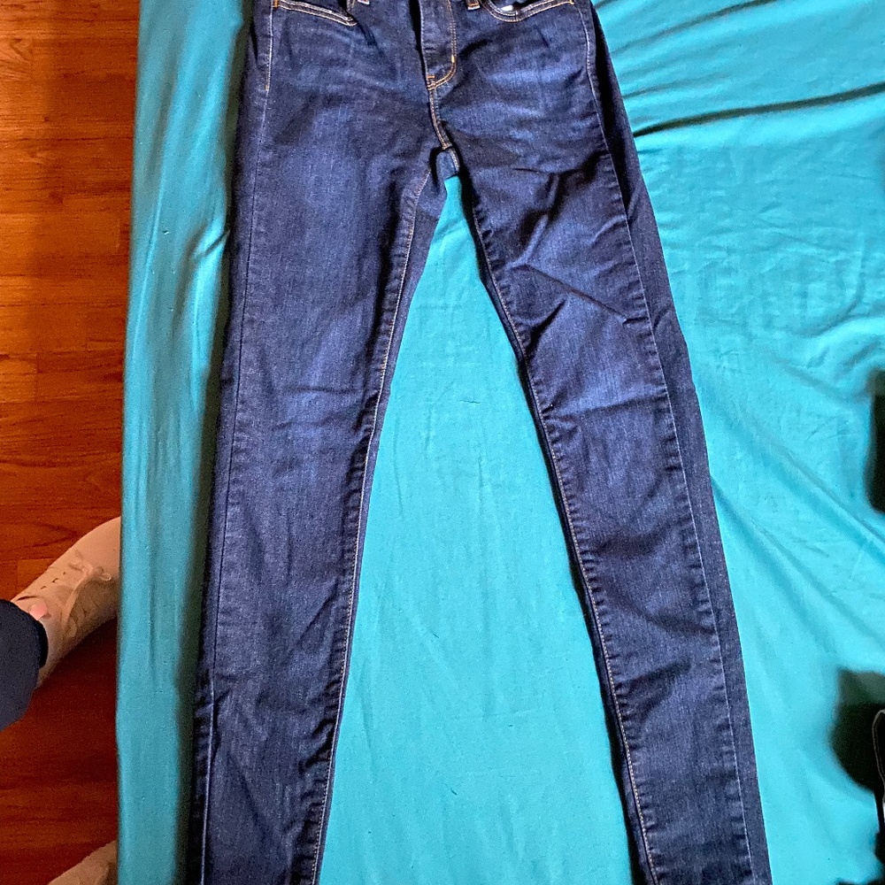 710 dark wash Levi’s